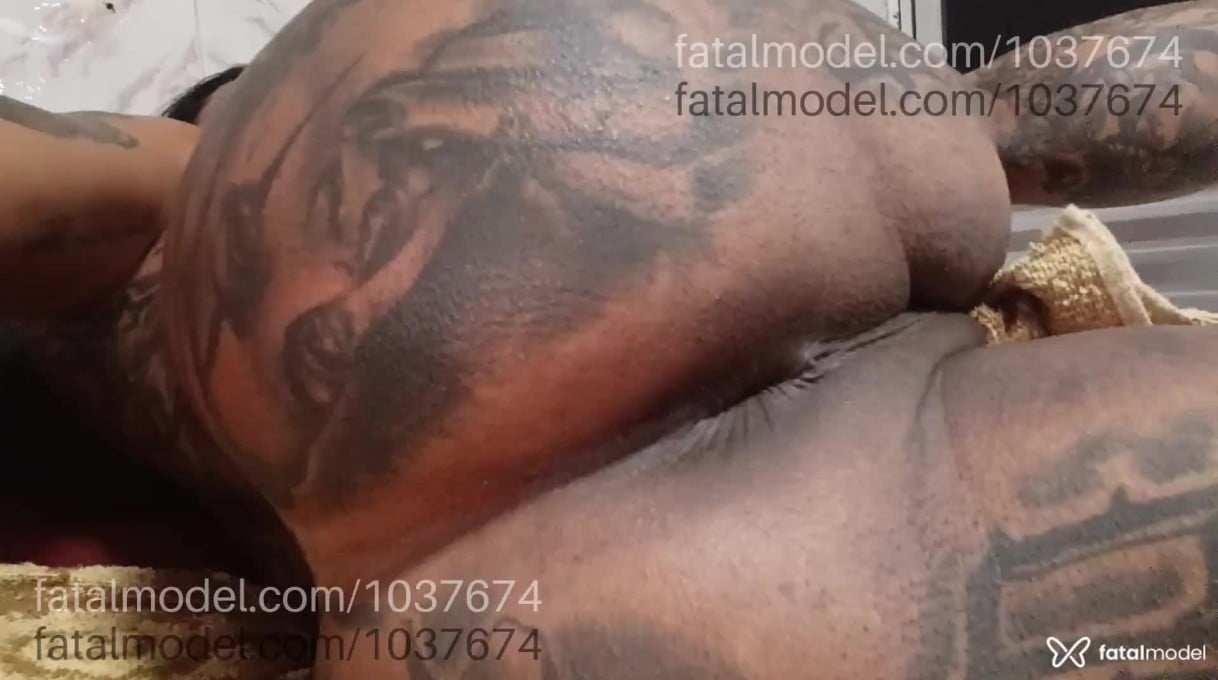Acompanhante travesti morena (o) de olhos castanhos em Salvador - Lavinya