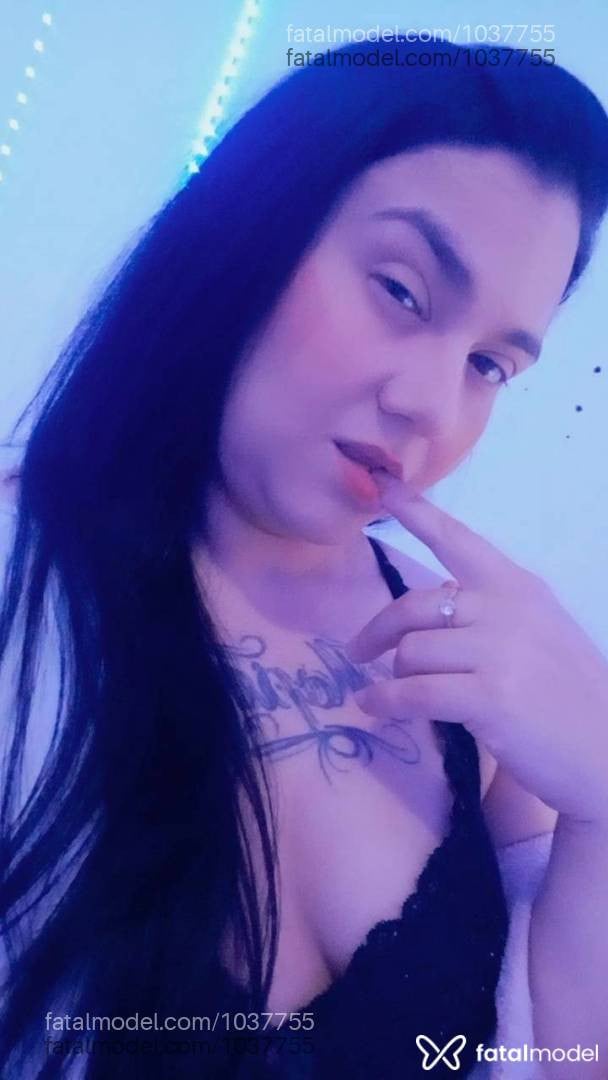 Acompanhante mulher morena (o) de olhos verdes - Paolla