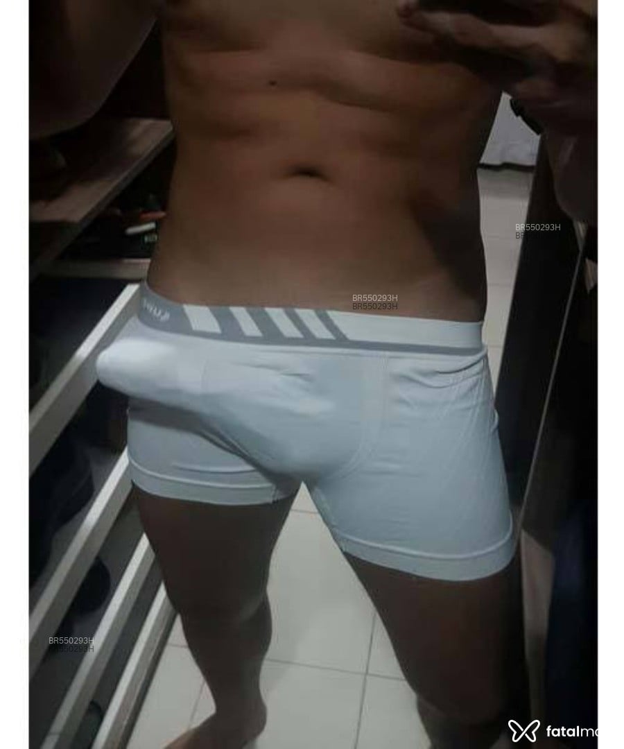 Acompanhante homem morena (o) de olhos castanhos em Montes Claros Acompanhante homem morena (o) de olhos castanhos em Montes Claros - Bruno Rodrigues