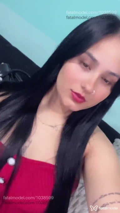 Acompanhante mulher morena (o) de olhos castanhos - Daii Paraguaia Acompanhante mulher morena (o) de olhos castanhos - Daii Paraguaia