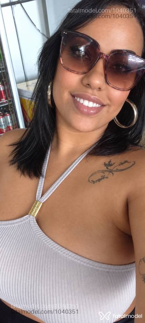 Acompanhante mulher morena (o) de olhos castanhos - Nara Dias
