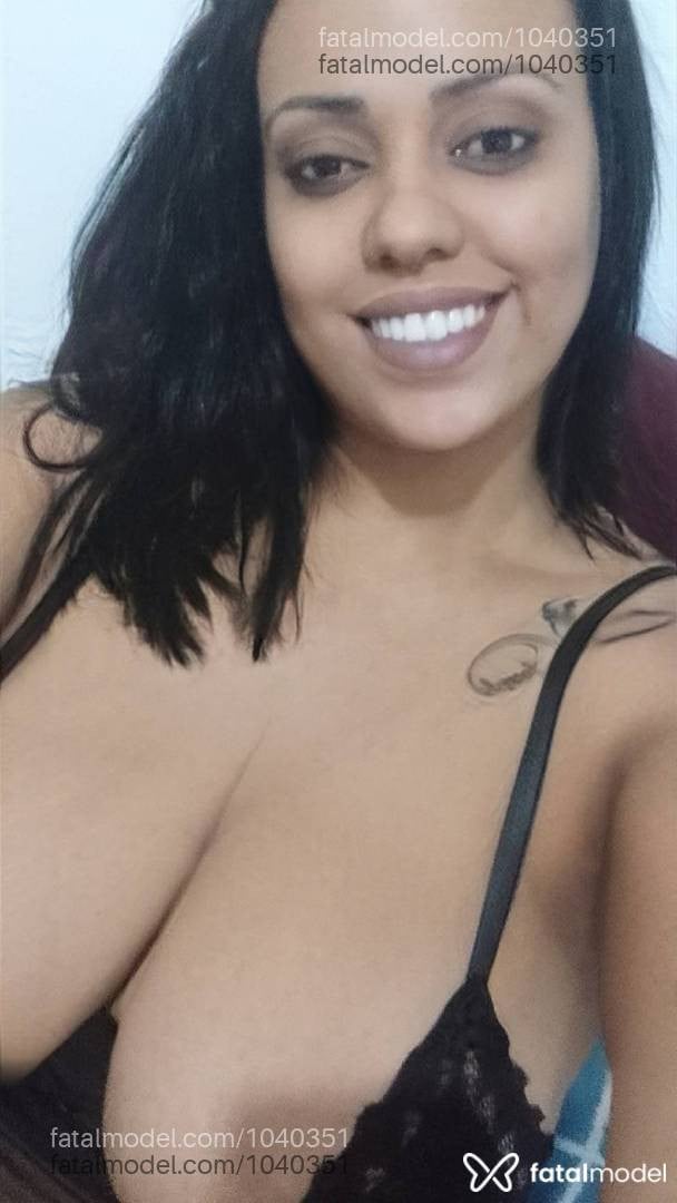 Acompanhante mulher morena (o) de olhos castanhos - Nara Dias