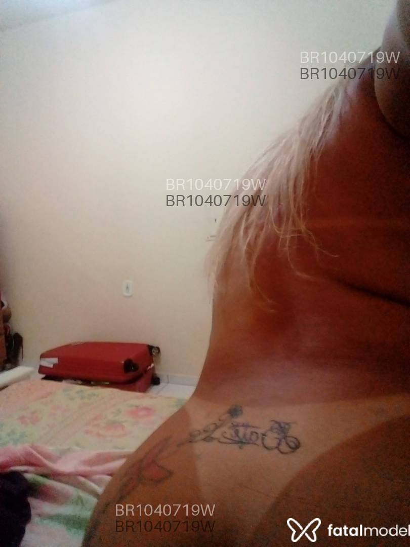 Acompanhante mulher loira (o) de olhos mel em Teixeira de Freitas Acompanhante mulher loira (o) de olhos mel em Teixeira de Freitas - CRISTAL