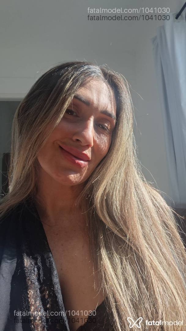 Acompanhante mulher loira (o) de olhos castanhos em São Borja Acompanhante mulher loira (o) de olhos castanhos em São Borja - Milena Miller