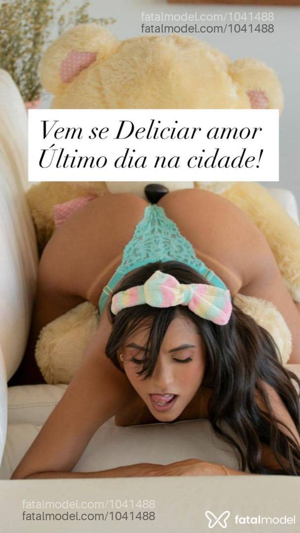 Acompanhante mulher com cabelo castanho de olhos castanhos - Rafaella Dior