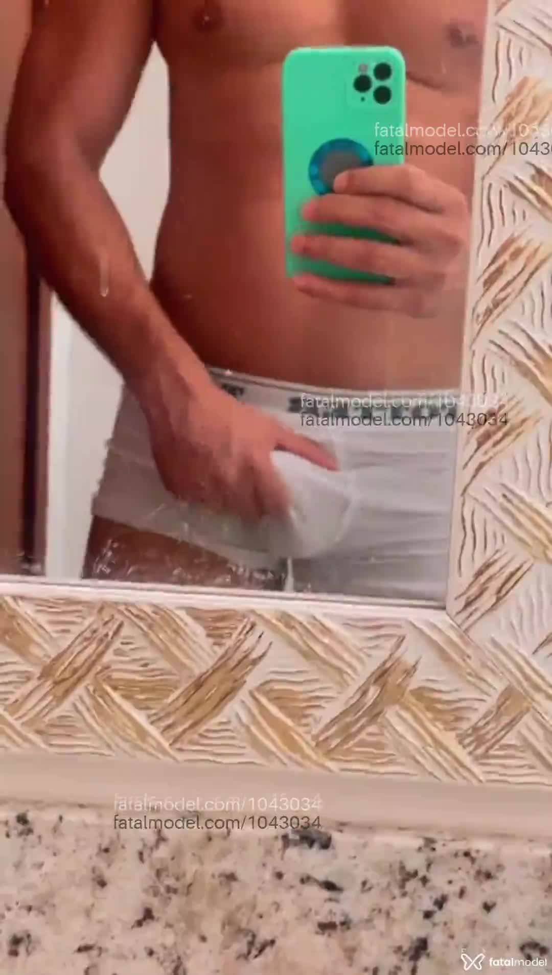 Acompanhante homem loira (o) de olhos verdes em Itapira - Bruno Rocha