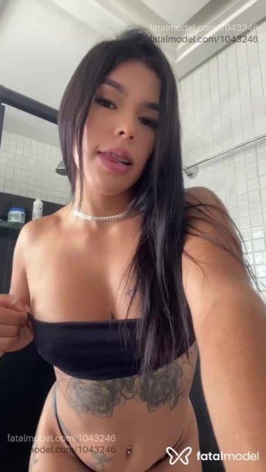 Acompanhante mulher morena (o) de olhos castanhos em Colatina Acompanhante mulher morena (o) de olhos castanhos em Colatina - Bruna Alencar