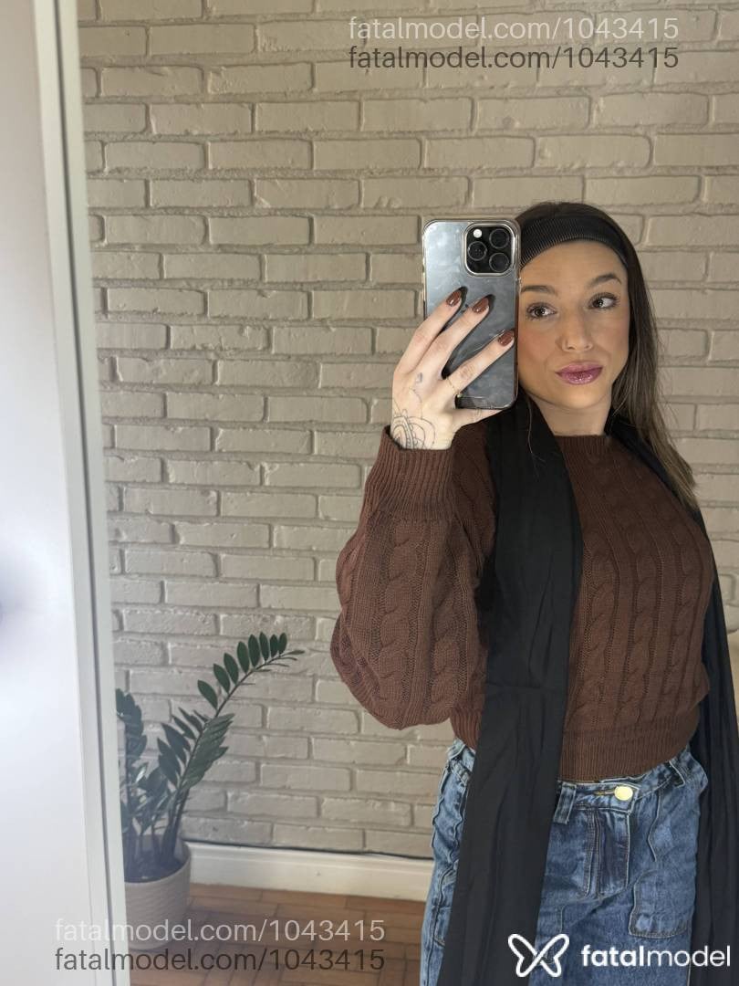 Acompanhante mulher loira (o) de olhos castanhos em Porto Alegre - Kali