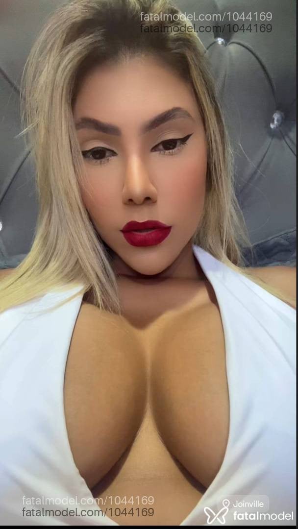 Acompanhante mulher loira (o) de olhos castanhos em Florianópolis - Stefany