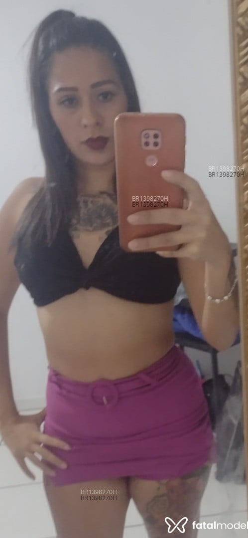 Acompanhante mulher morena (o) de olhos castanhos em Taubaté Acompanhante mulher morena (o) de olhos castanhos em Taubaté - Ana julia