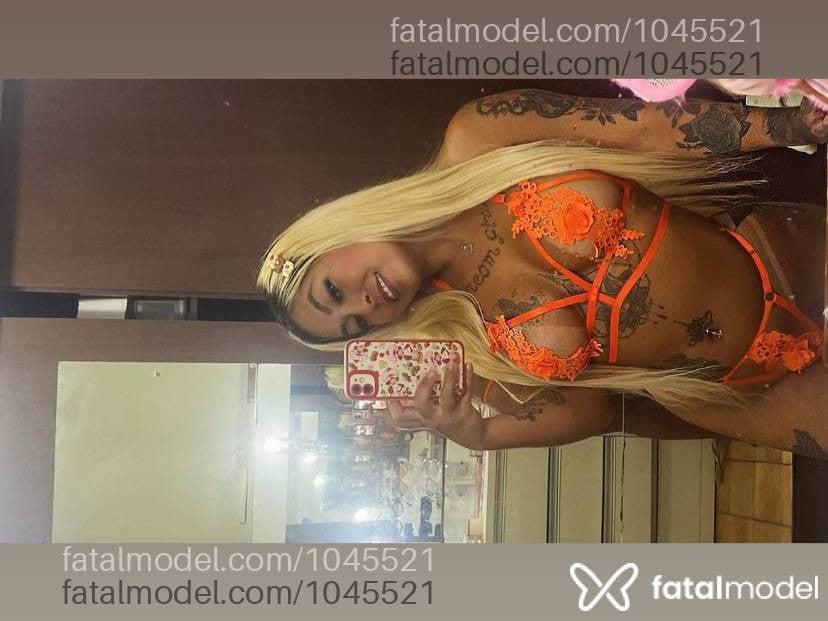 Acompanhante mulher loira (o) de olhos castanhos em Campo Grande Acompanhante mulher loira (o) de olhos castanhos em Campo Grande - Nathalya Fischeer