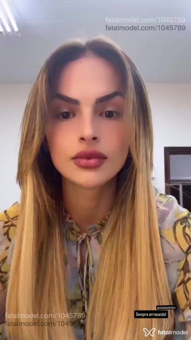 Acompanhante mulher loira (o) de olhos pretos em São Paulo - Letícia Ferrari