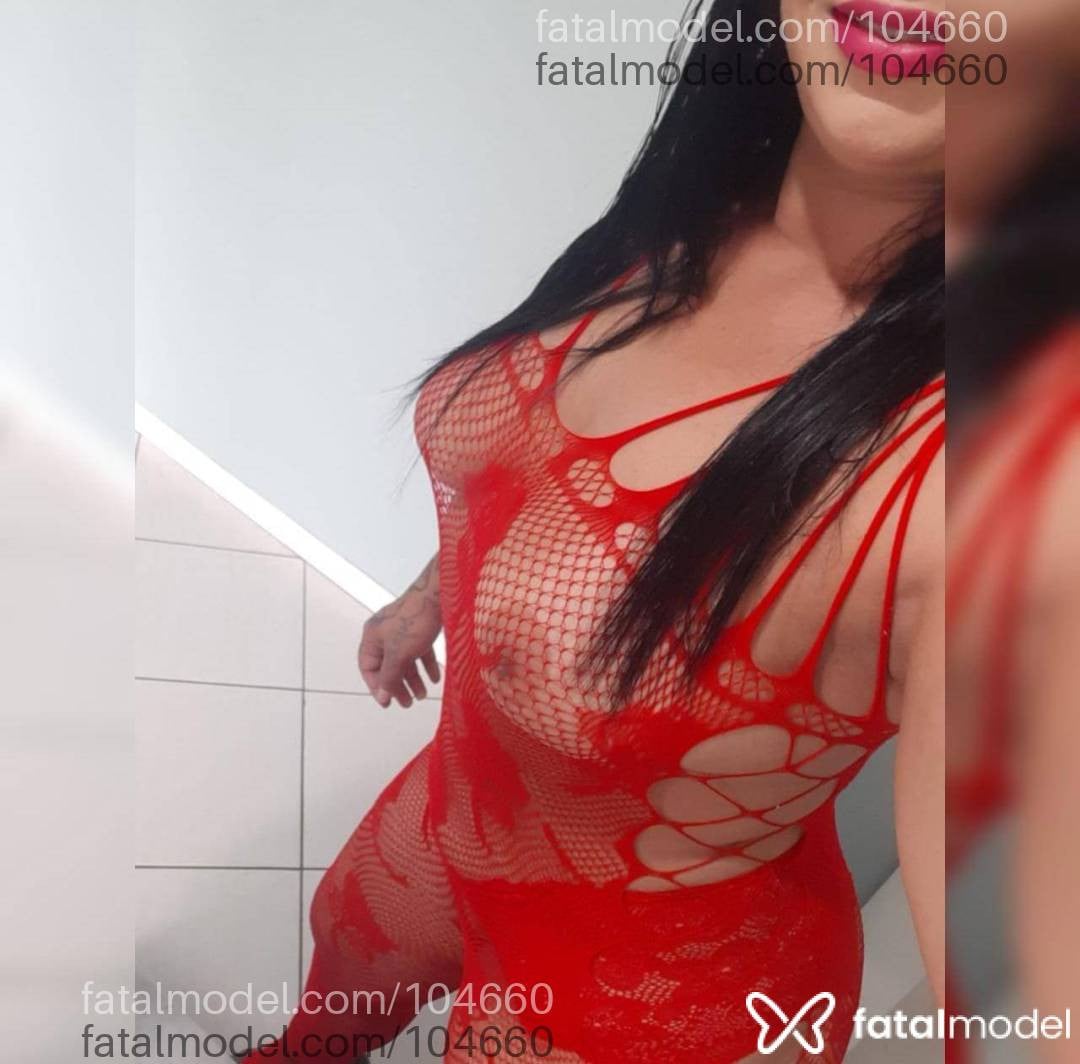 Acompanhante mulher morena (o) de olhos castanhos - MORENA