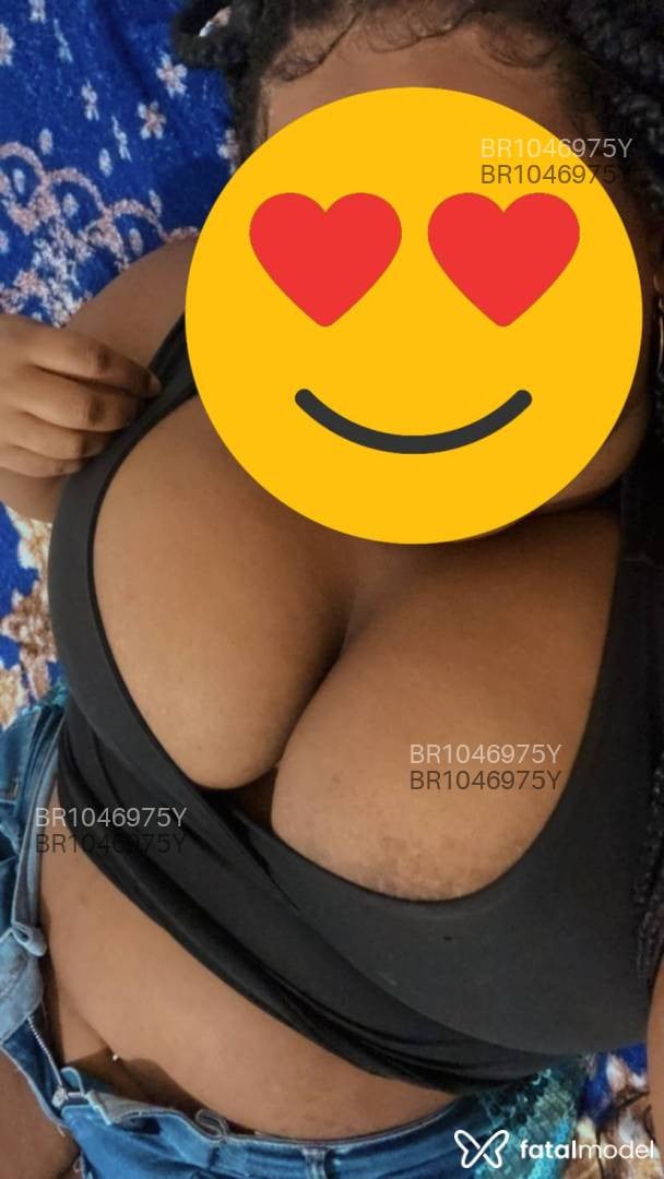 Acompanhante mulher morena (o) de olhos castanhos - Julinha