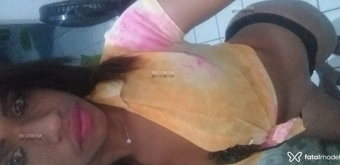 Acompanhante homem trans com cabelo castanho de olhos castanhos em Picos Acompanhante homem trans com cabelo castanho de olhos castanhos em Picos - Pamela Novais