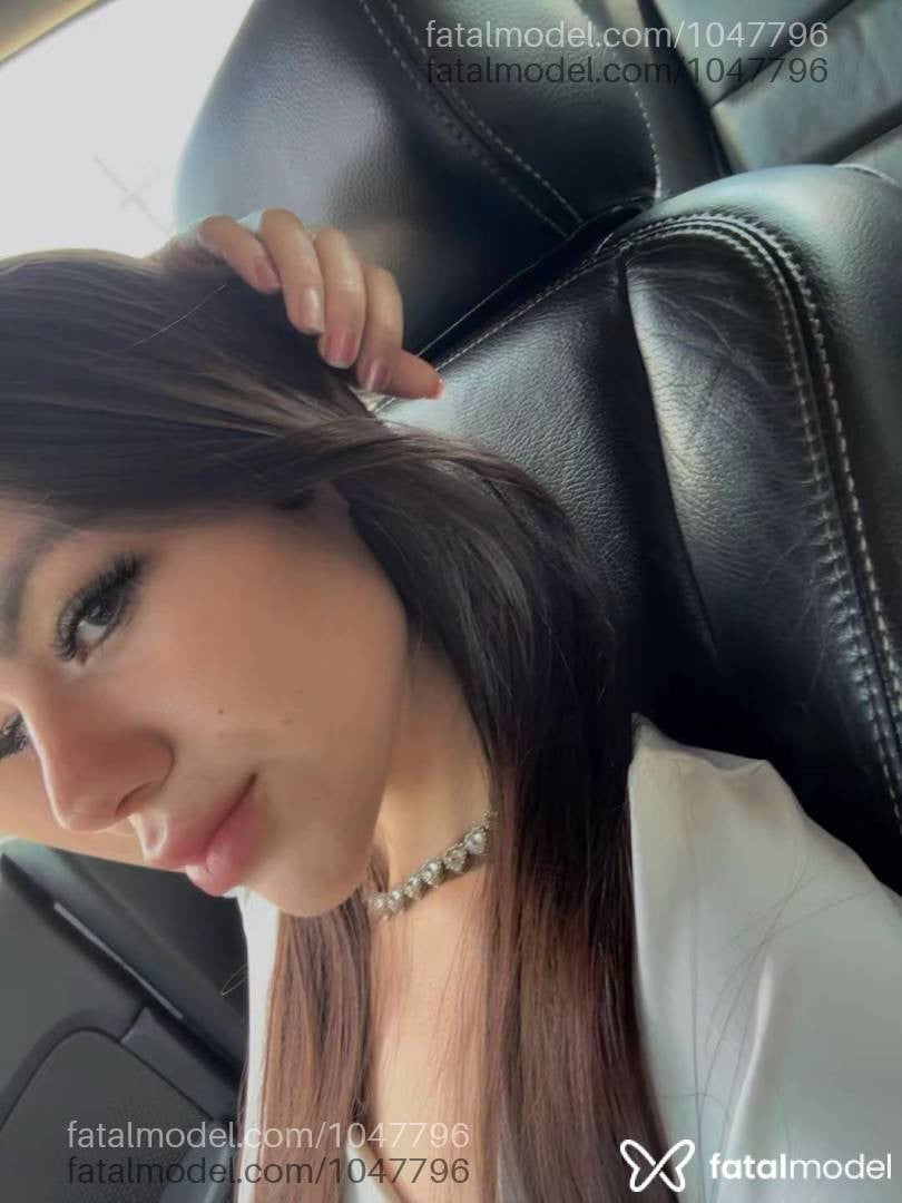 Acompanhante mulher morena (o) de olhos castanhos - Alexia Martins