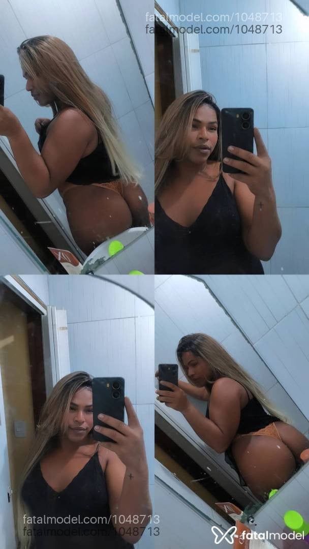 Acompanhante mulher trans morena (o) de olhos pretos - kemilly