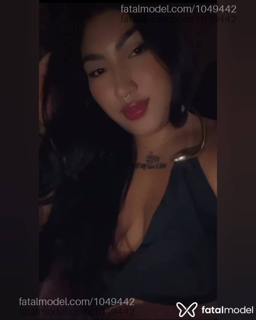 Acompanhante mulher com cabelo colorido de olhos pretos em Betim Acompanhante mulher com cabelo colorido de olhos pretos em Betim - Yume