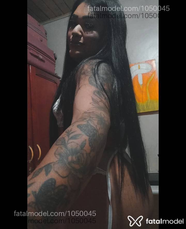 Acompanhante mulher trans morena (o) de olhos castanhos - Marcinha