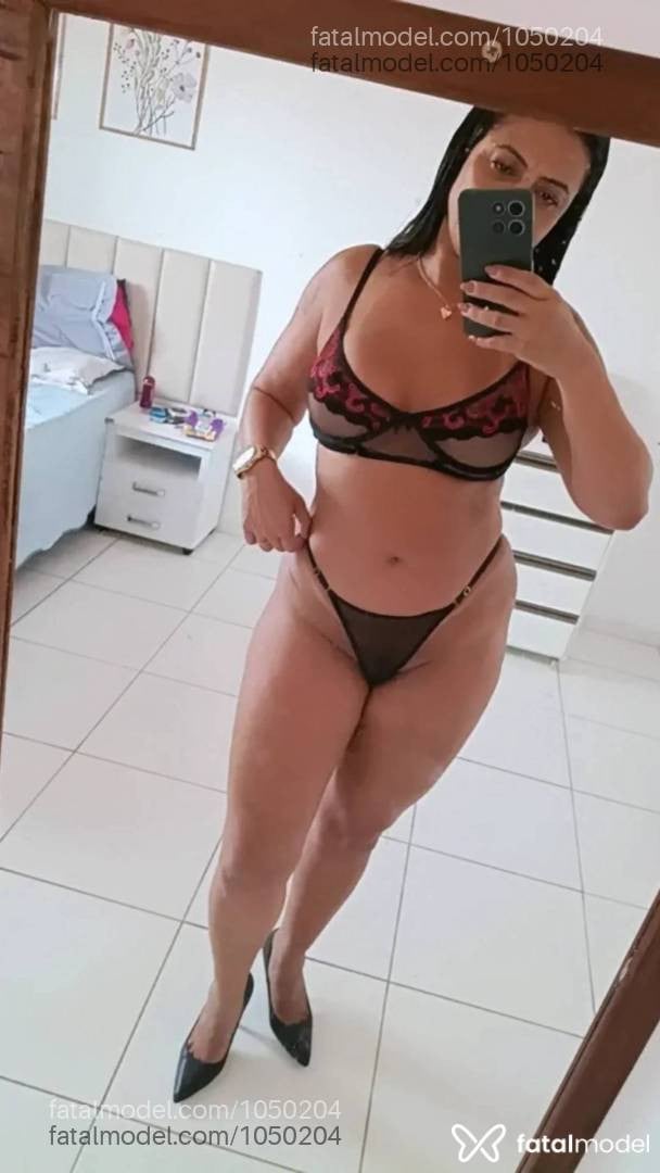 Acompanhante mulher morena (o) de olhos castanhos - Eduarda paulista