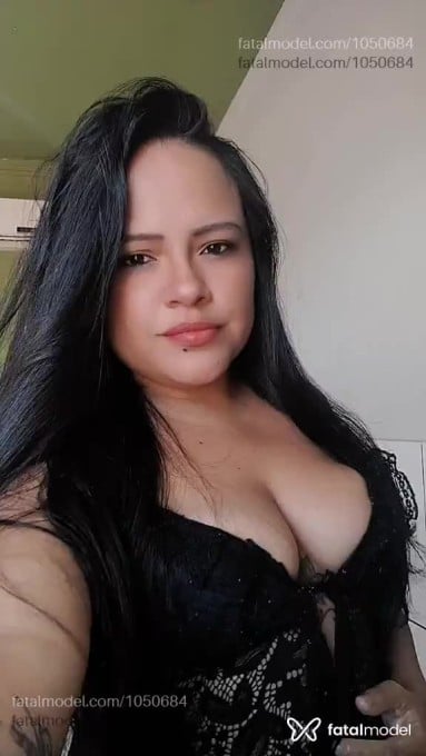 Acompanhante mulher morena (o) de olhos castanhos - Bruninha Acompanhante mulher morena (o) de olhos castanhos - Bruninha