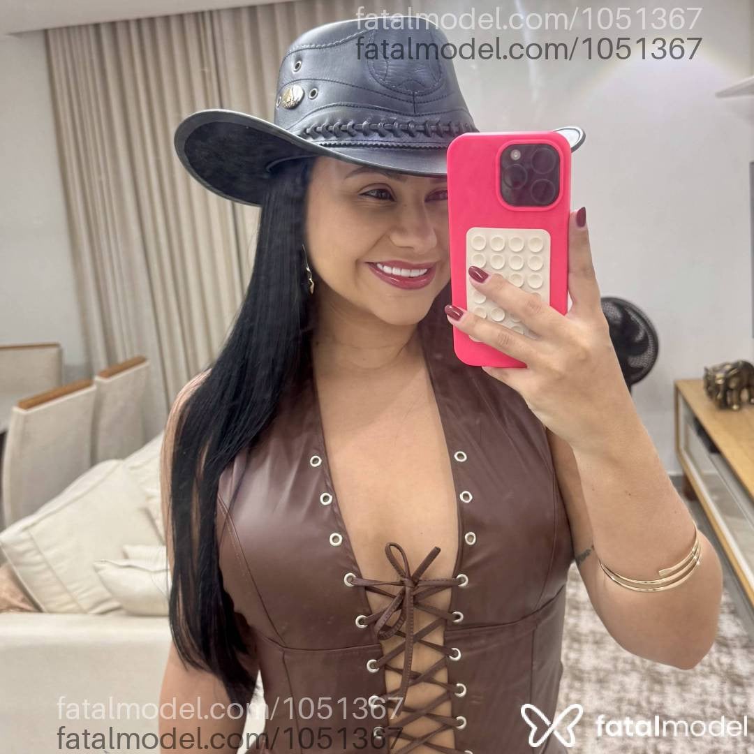 Acompanhante mulher morena (o) de olhos castanhos - MILENA GARCIA