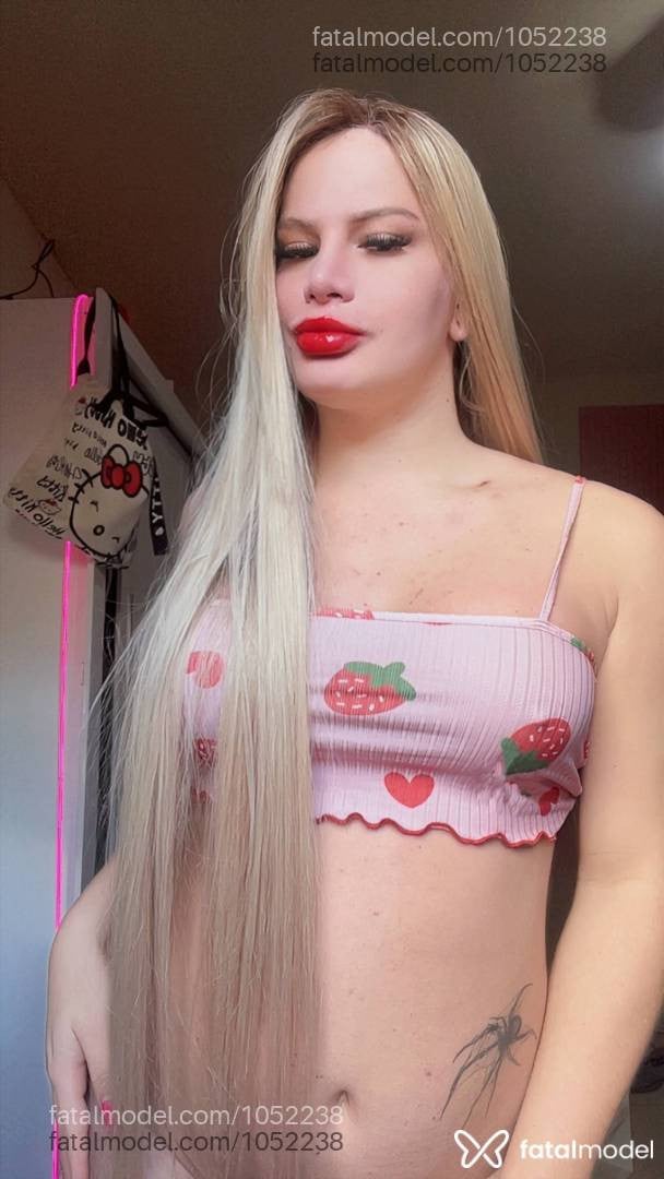 Acompanhante travesti loira (o) de olhos castanhos em Londrina - Sabrina Diniz