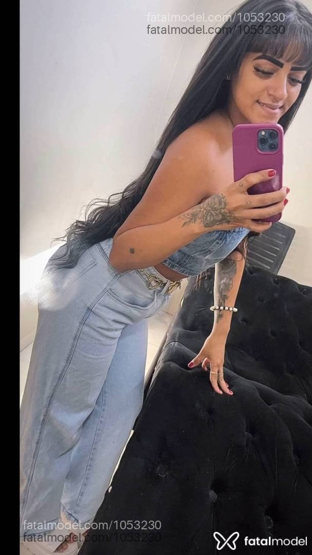Acompanhante mulher morena (o) de olhos pretos - Lara
