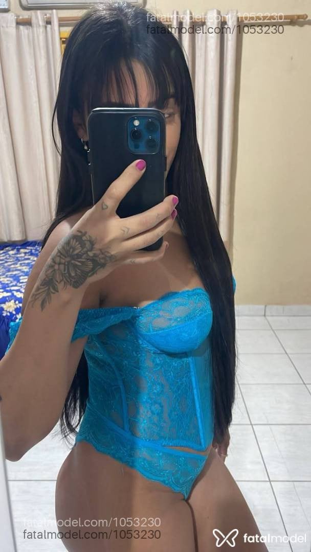 Acompanhante mulher morena (o) de olhos pretos - Lara