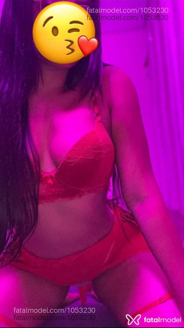 Acompanhante mulher morena (o) de olhos pretos - Lara