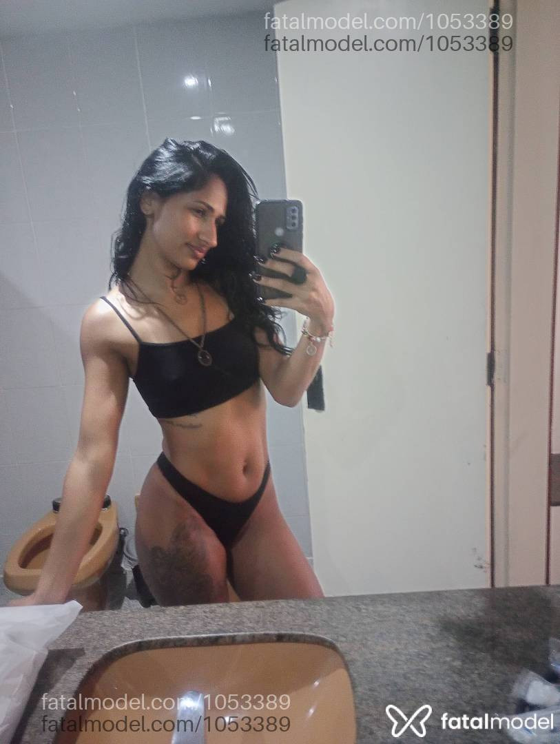 Acompanhante mulher morena (o) de olhos pretos em Rio de Janeiro - Camila Gomes