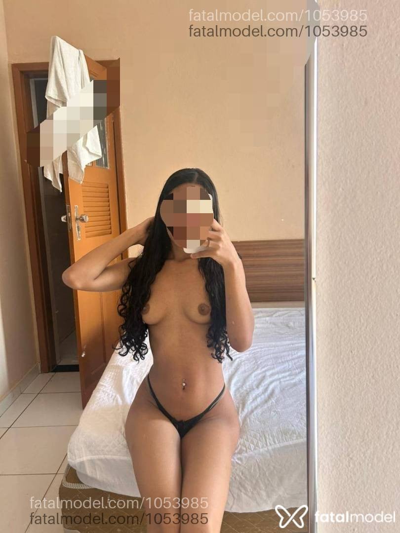 Acompanhante mulher com cabelo castanho de olhos castanhos em Lavras Acompanhante mulher com cabelo castanho de olhos castanhos em Lavras - Jade Pontes