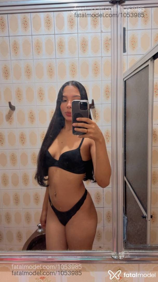 Acompanhante mulher com cabelo castanho de olhos castanhos em Lavras Acompanhante mulher com cabelo castanho de olhos castanhos em Lavras - Jade Pontes