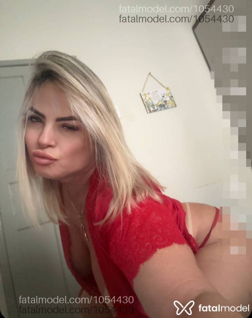 Acompanhante mulher loira (o) de olhos verdes - BRUNA REIS