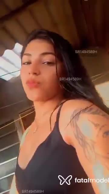 Acompanhante mulher morena (o) de olhos castanhos - Mel bahianaa Acompanhante mulher morena (o) de olhos castanhos - Mel bahianaa