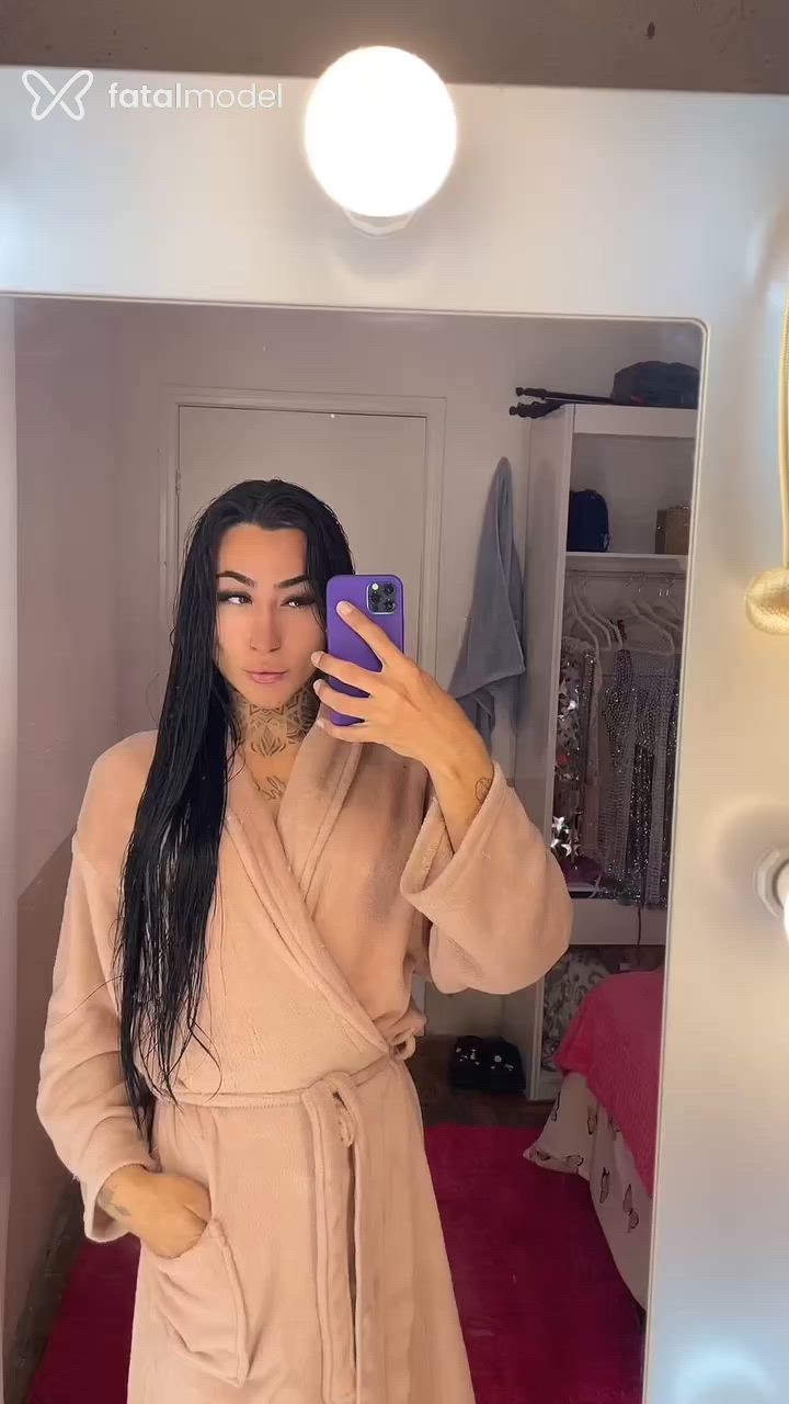 Acompanhante mulher trans morena (o) de olhos castanhos em Guaratinguetá Acompanhante mulher trans morena (o) de olhos castanhos em Guaratinguetá - LYDIA SOUZA