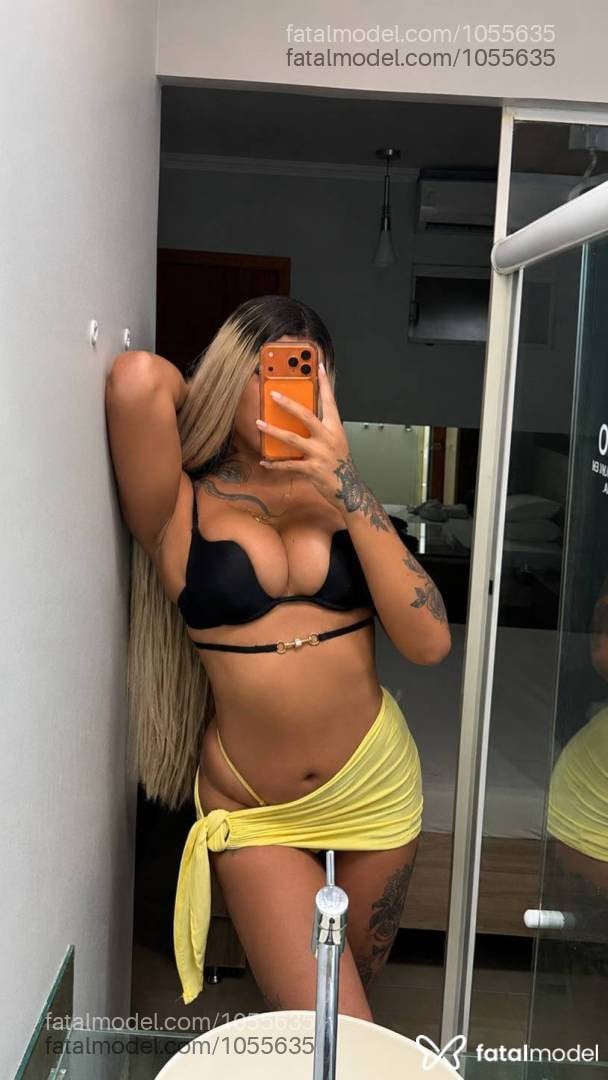 Acompanhante travesti loira (o) de olhos castanhos - Nandinha