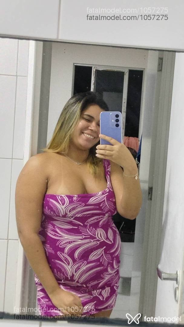 Acompanhante mulher loira (o) de olhos castanhos em Campina Grande - Kennia Paz