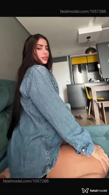 Acompanhante mulher com cabelo castanho de olhos mel em Campina Grande - Julia
