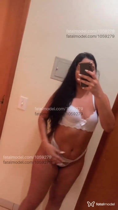 Acompanhante mulher morena (o) de olhos castanhos em Uberlândia - Turca