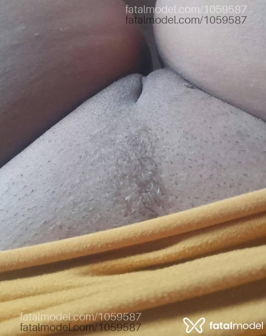 Acompanhante mulher morena (o) de olhos castanhos - Priscila