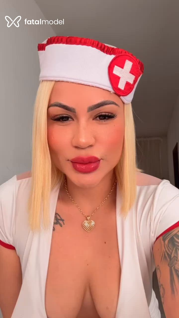 Acompanhante mulher loira (o) de olhos castanhos - Emilly Fontenelle Acompanhante mulher loira (o) de olhos castanhos - Emilly Fontenelle