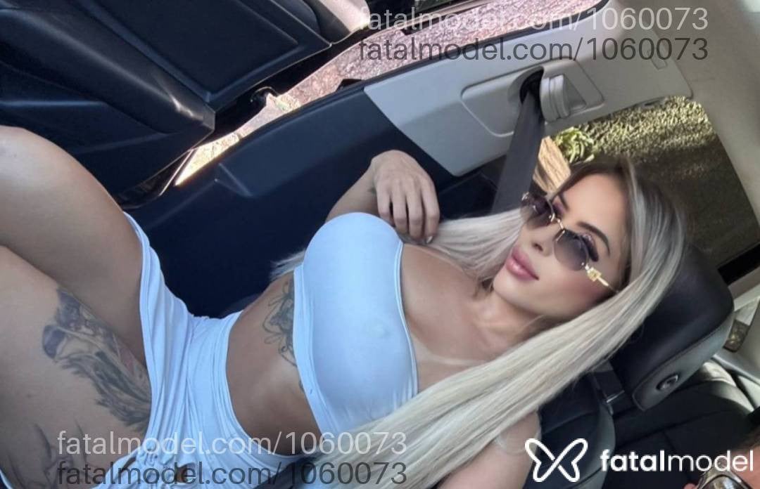 Acompanhante mulher loira (o) de olhos mel em Toledo - Lua Lovatelli