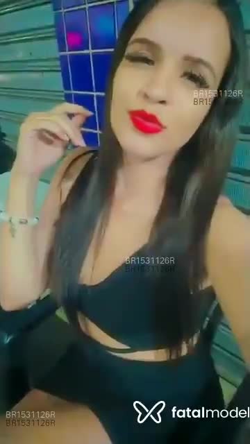 Acompanhante mulher morena (o) de olhos castanhos em Prata - Jade Bittencourt