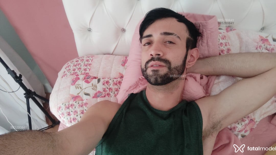 Acompanhante homem com cabelo castanho de olhos castanhos em Rio de Janeiro - Vinny Garcia