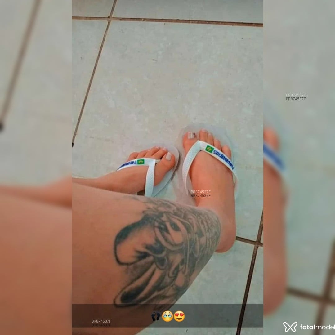 Acompanhante mulher morena (o) de olhos castanhos - Bruna Acompanhante mulher morena (o) de olhos castanhos - Bruna