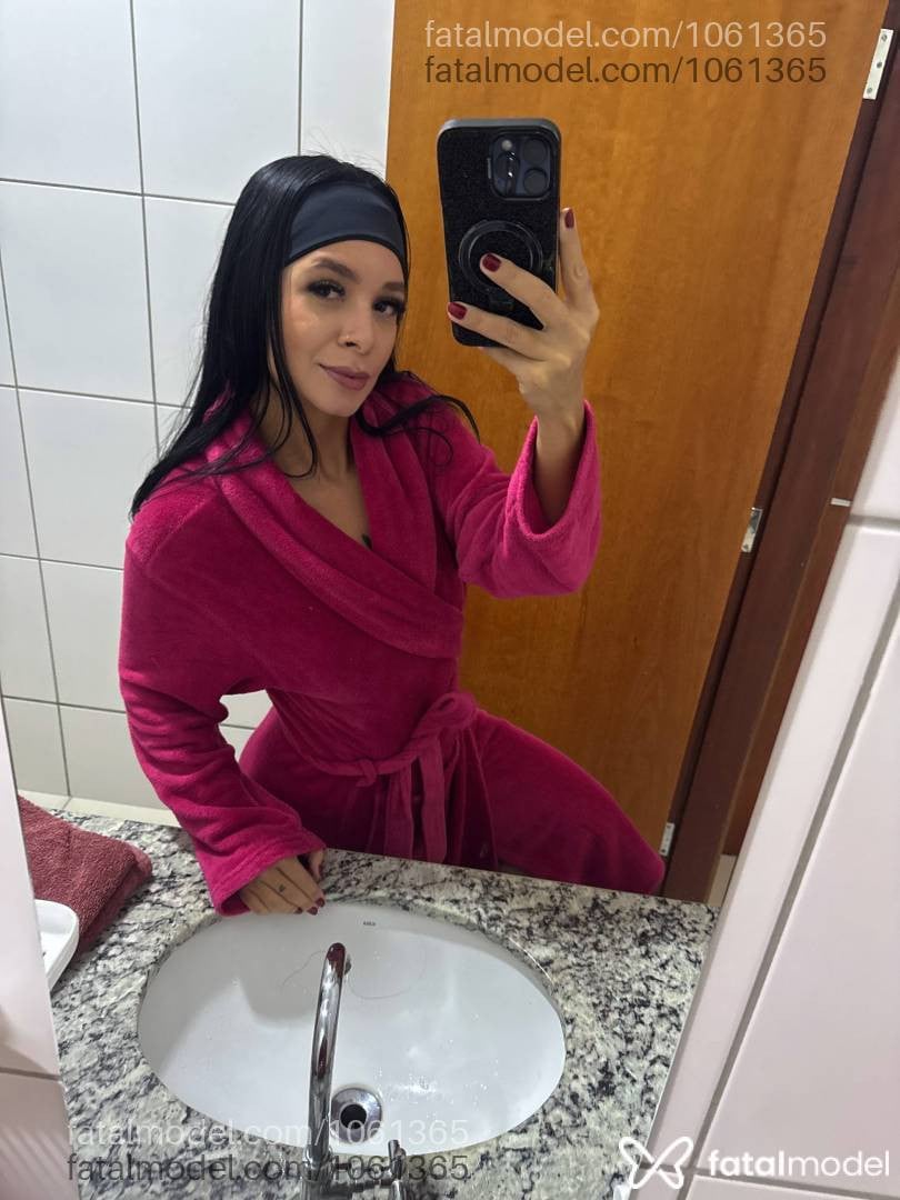 Acompanhante mulher morena (o) de olhos castanhos em Guaxupé - LARA
