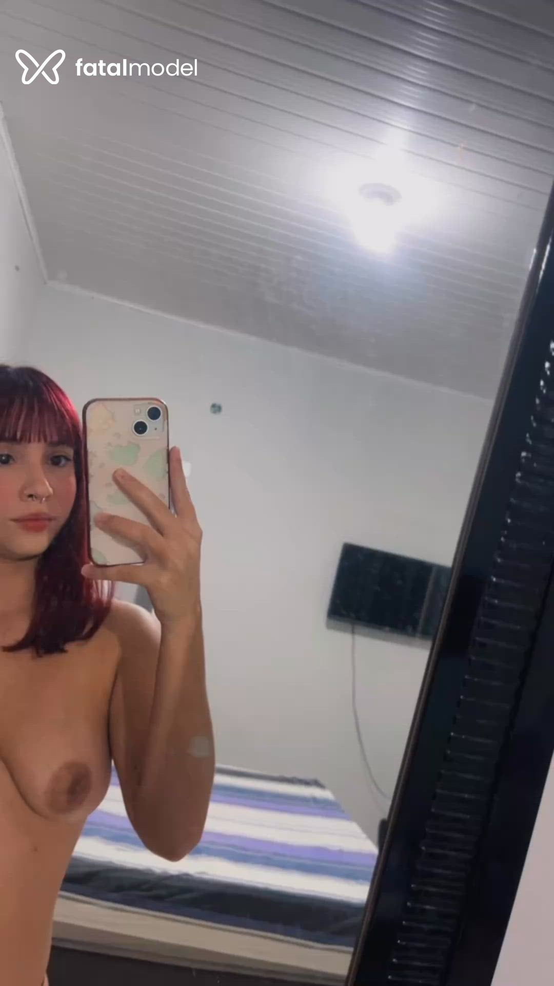 Acompanhante mulher ruiva (o) de olhos castanhos - Bruninha