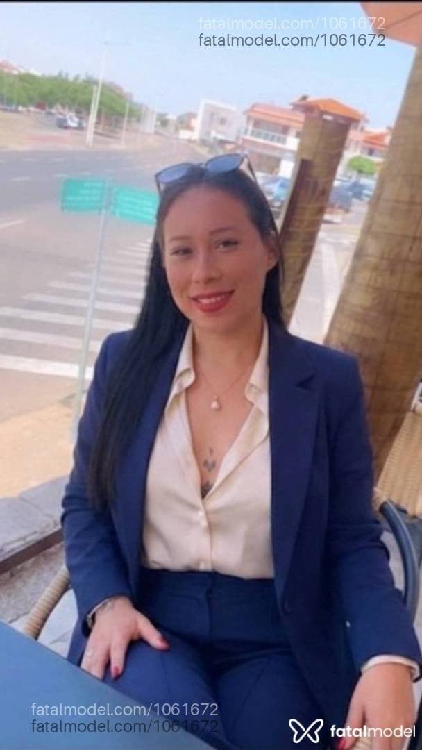 Acompanhante mulher morena (o) de olhos castanhos - Luiza Souza