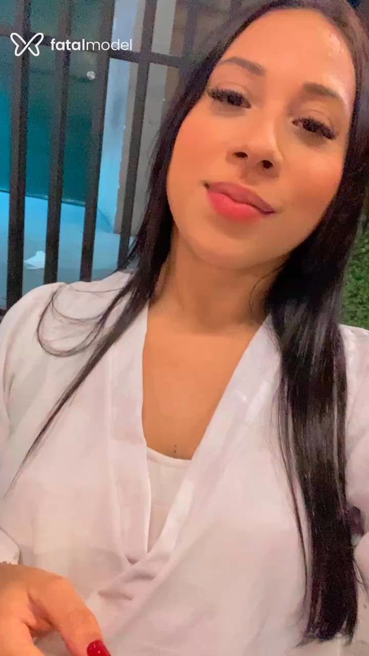 Acompanhante mulher morena (o) de olhos castanhos - Luiza Souza